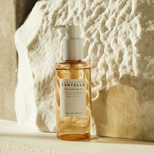 Skin1004 Madagascar Centella Light Cleansing Oil